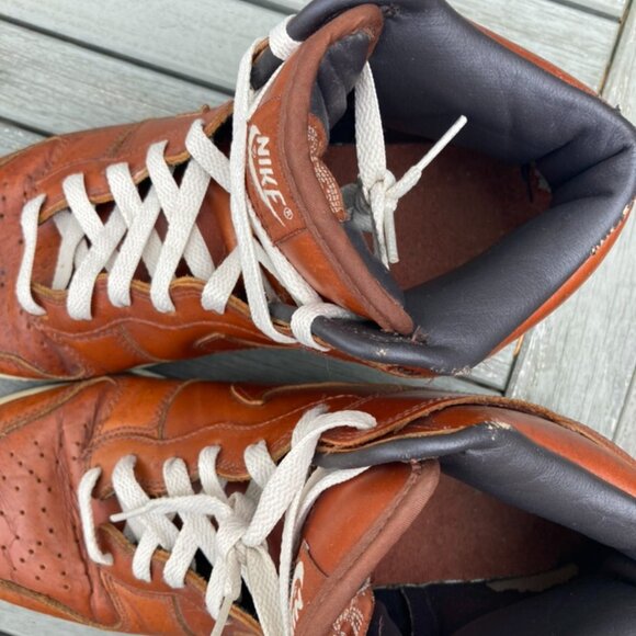 Collectors Nike dunk high premium “curry” - Picture 2 of 2